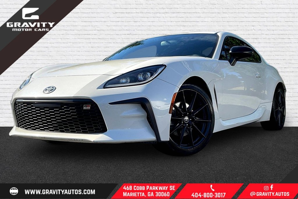 Used 2022 Toyota GR86 Premium w/ ALL Weather Mat Package (TMS) RWD image 1