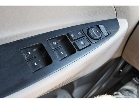 Used 2017 Hyundai Tucson Sport FWD image 19