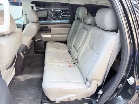Used 2019 Toyota Sequoia SR5 image 25