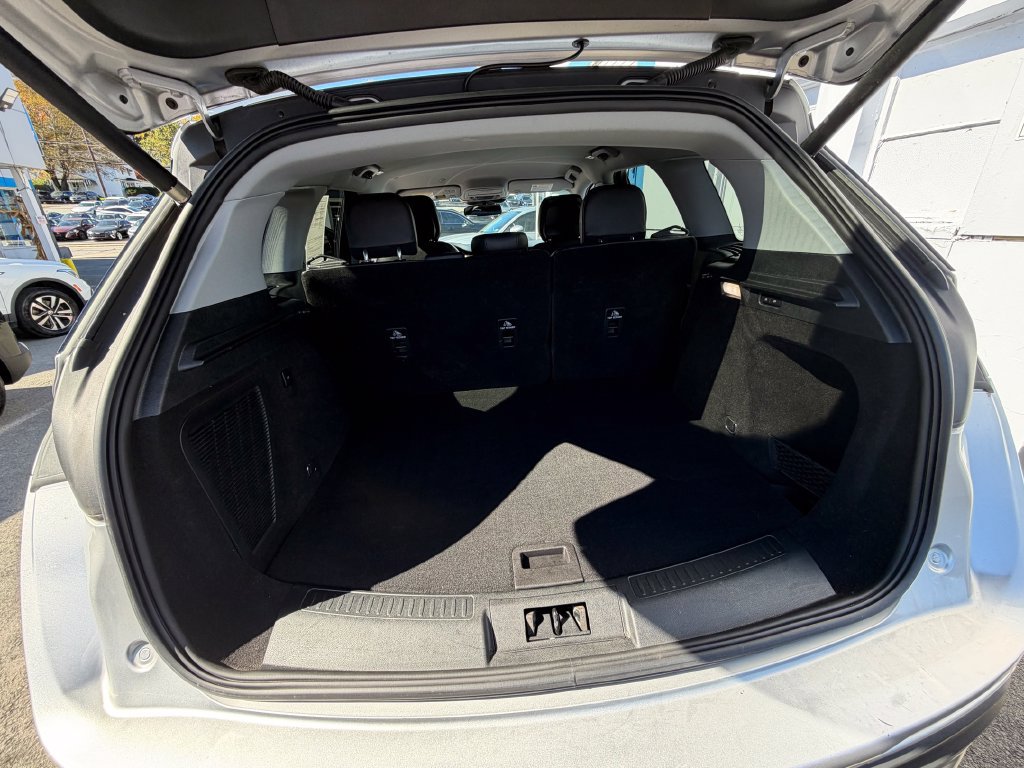 Used 2020 Lincoln Corsair AWD w/ Equipment Group 101A image 10
