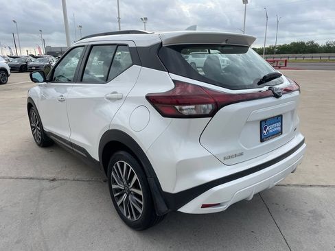 Certified 2024 Nissan Kicks SR w/ SR Premium Package FWD image 5
