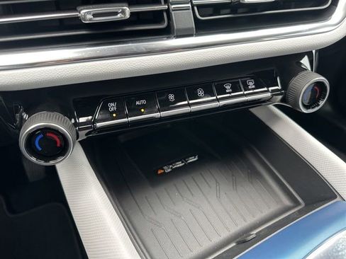 New 2026 Chevrolet Equinox EV LT image 27