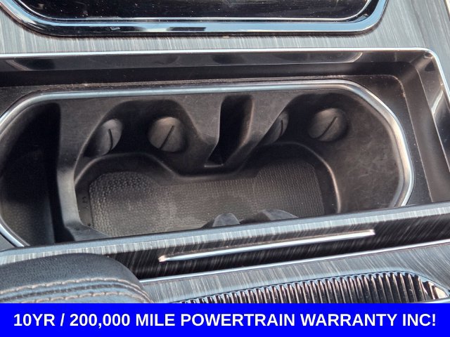 Used 2024 Jeep Wagoneer Series III AWD/4WD image 25