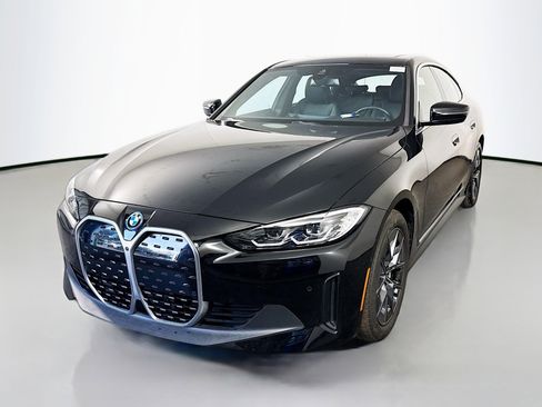 Used 2023 BMW i4 eDrive35 w/ Premium Package image 4
