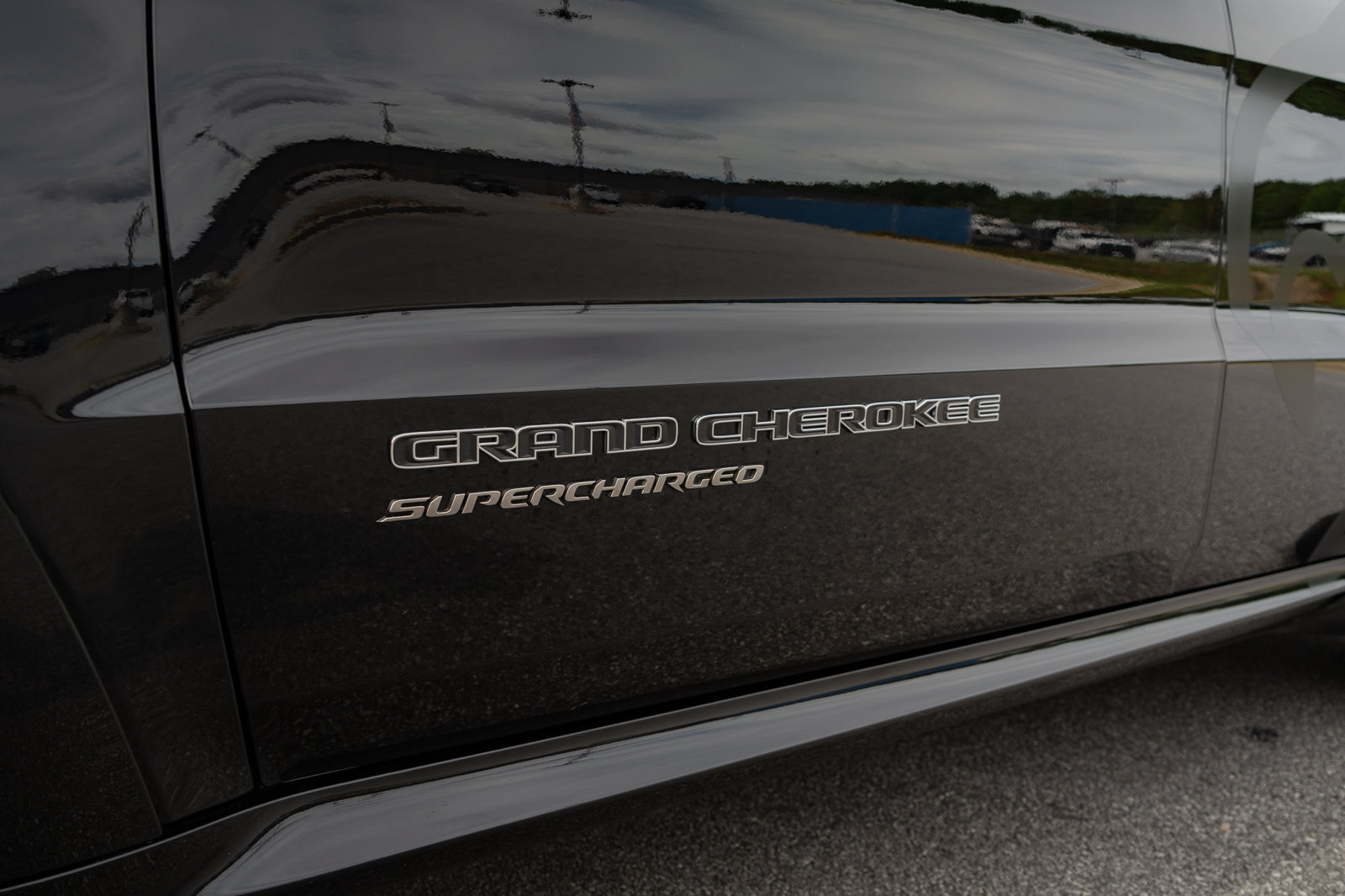 Used 2018 Jeep Grand Cherokee Trackhawk AWD/4WD image 12