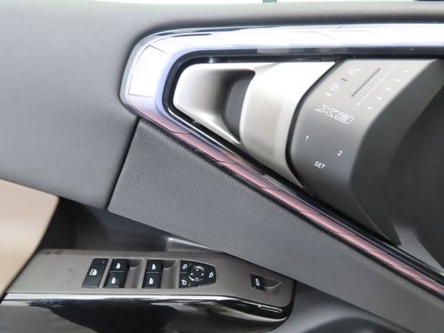 New 2026 BMW X3 xDrive30 w/ Convenience Package image 24