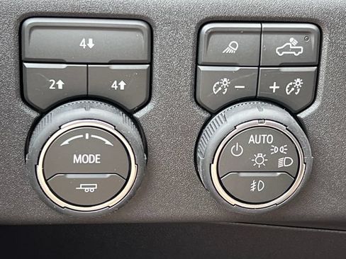New 2026 Chevrolet Silverado 2500 LT w/ All Star Edition AWD/4WD image 21