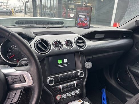 Used 2017 Ford Mustang GT Premium w/ GT Performance Package image 9