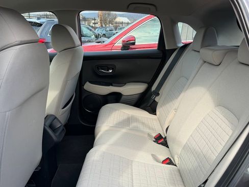 Used 2023 Honda HR-V LX image 14