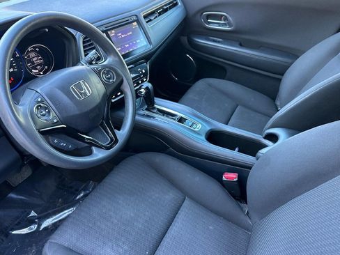 Used 2016 Honda HR-V EX image 4