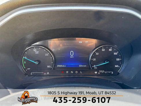 Used 2022 Ford Escape SE w/ SE Sport Appearance Package image 24