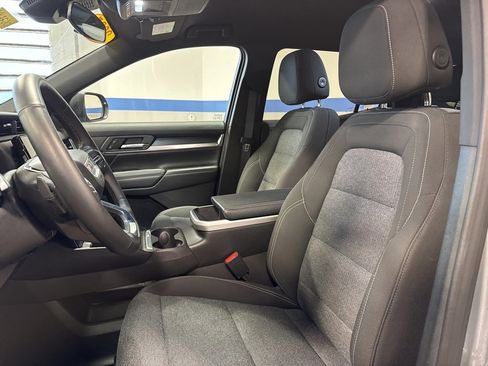 Used 2025 GMC Terrain Elevation image 21