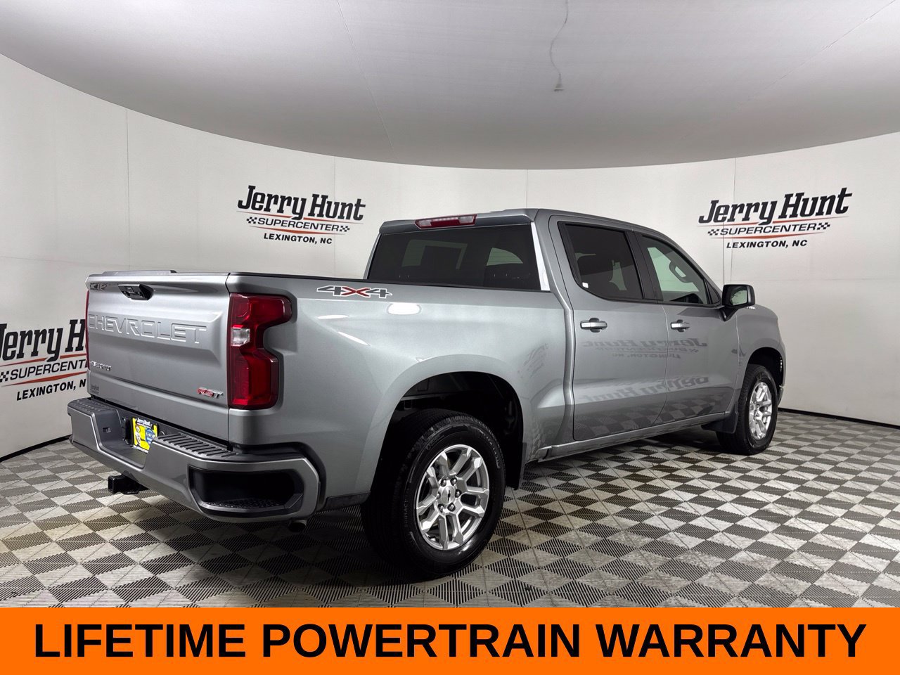 Used 2026 Chevrolet Silverado 1500 RST AWD/4WD image 6