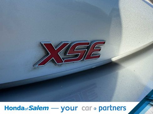 Used 2020 Toyota Corolla XSE image 10