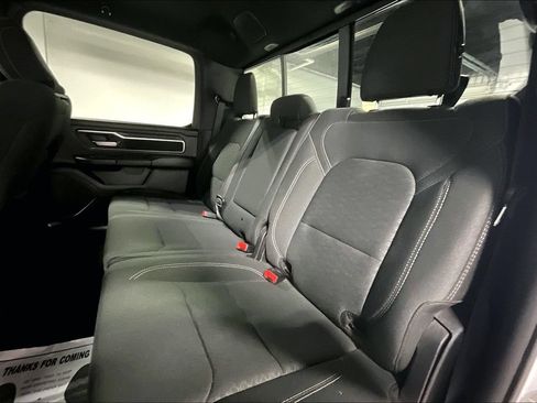 Used 2025 RAM 1500 Big Horn AWD/4WD image 32