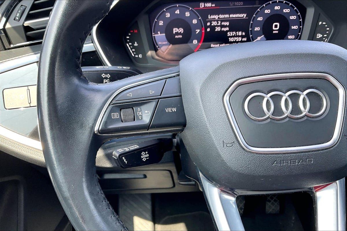 Used 2020 Audi Q3 2.0T Premium w/ Convenience Package AWD/4WD image 18