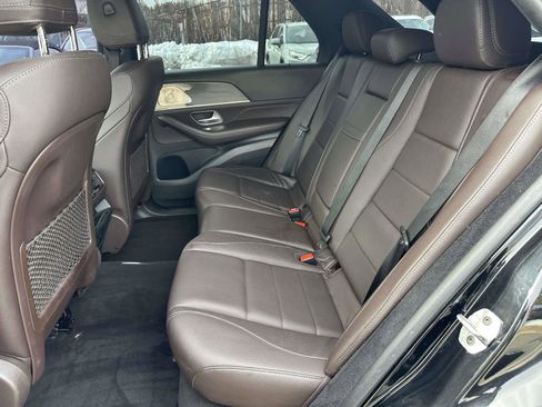 Used 2022 Mercedes-Benz GLE 350 4MATIC w/ AMG Line Exterior image 17