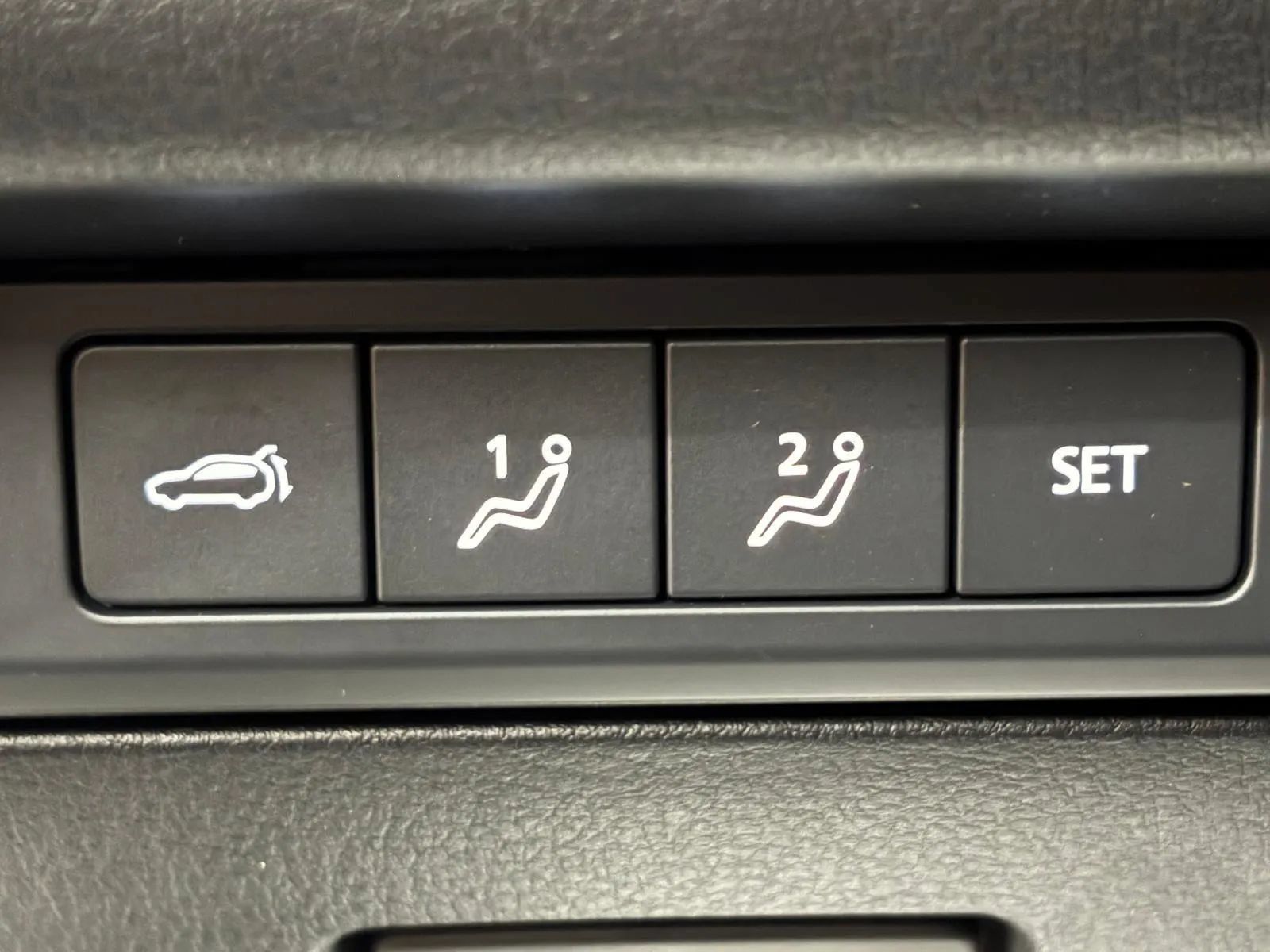 Used 2024 MAZDA CX-30 AWD 2.5 S w/ Premium Package image 29