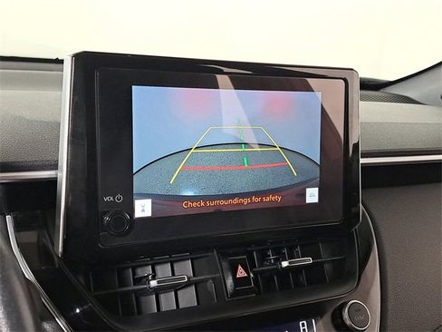 Used 2023 Toyota Corolla Cross XSE w/ Convenience Package image 29
