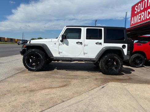 Used 2015 Jeep Wrangler Unlimited Sport w/ Quick Order Package 24S AWD/4WD image 5