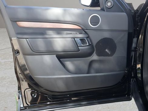 New 2026 Land Rover Discovery S AWD/4WD image 13