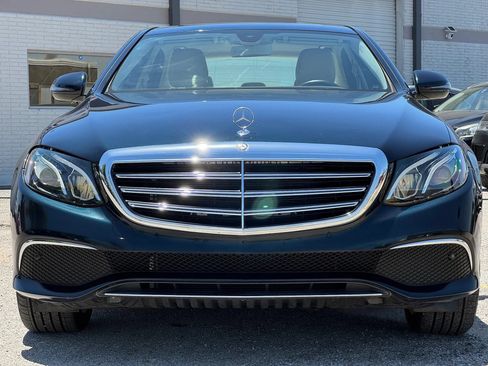 Used 2017 Mercedes-Benz E 300 4MATIC w/ Premium 1 Package image 11