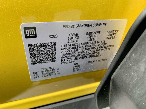 Certified 2024 Chevrolet Trax RS w/ Sunroof Package FWD image 32