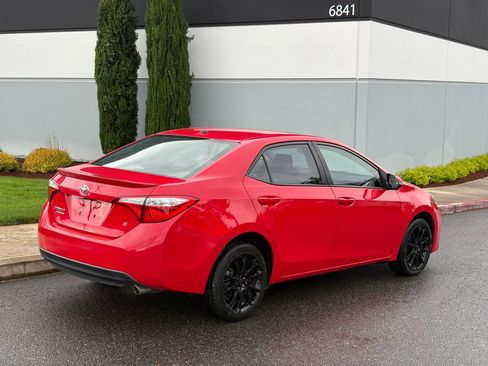 Used 2016 Toyota Corolla S Special Edition FWD image 9