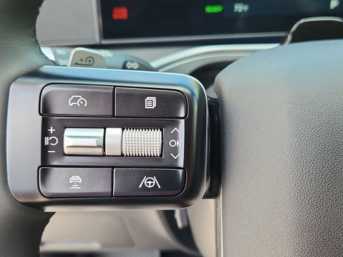 New 2026 Hyundai Ioniq 9 Limited AWD/4WD image 14