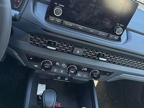 Used 2024 Honda Accord EX image 14