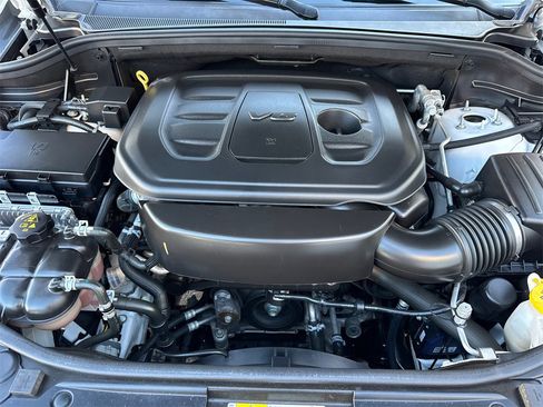 Used 2020 Jeep Grand Cherokee Altitude image 11