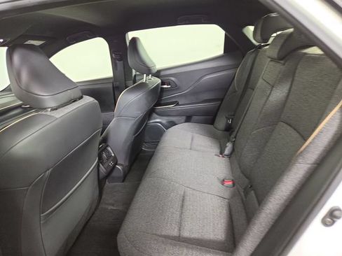 Used 2023 Toyota Crown AWD/4WD image 15