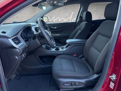 Used 2022 GMC Acadia SLE w/ Driver Convenience Package image 19