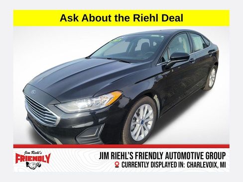 Used 2020 Ford Fusion SE image 1