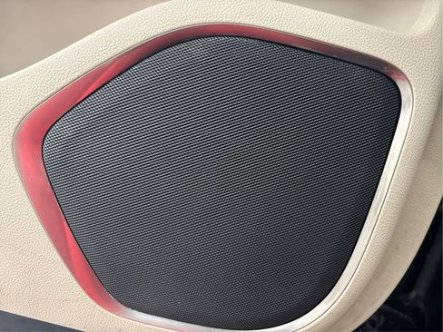 Used 2019 Lincoln Nautilus Reserve w/ Driver Assistance Package image 42