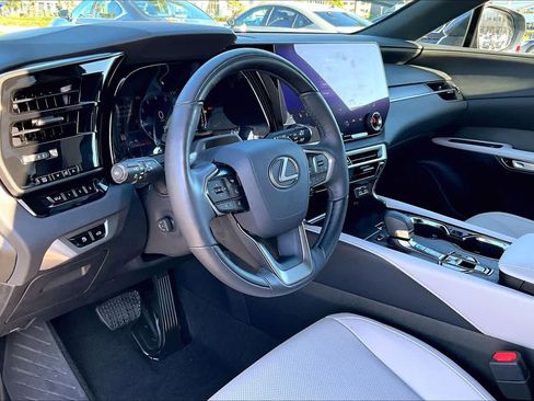 Used 2024 Lexus RX 350 Premium w/ Convenience Package image 16