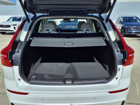 Certified 2023 Volvo XC60 B5 Plus image 17