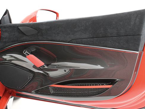 Certified 2019 Ferrari 488 Pista Spider RWD image 29