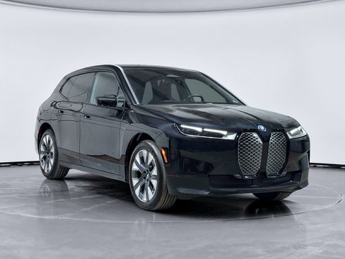 Used 2023 BMW iX xDrive50 AWD/4WD image 4