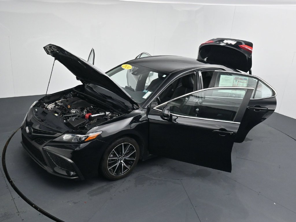 Used 2024 Toyota Camry SE FWD image 44