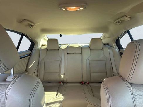 Used 2015 Ford Taurus Limited w/ Equipment Group 301A image 15