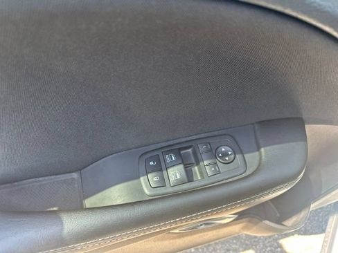 Used 2019 Dodge Challenger R/T Scat Pack w/ Scat Pack Stripe RWD image 12