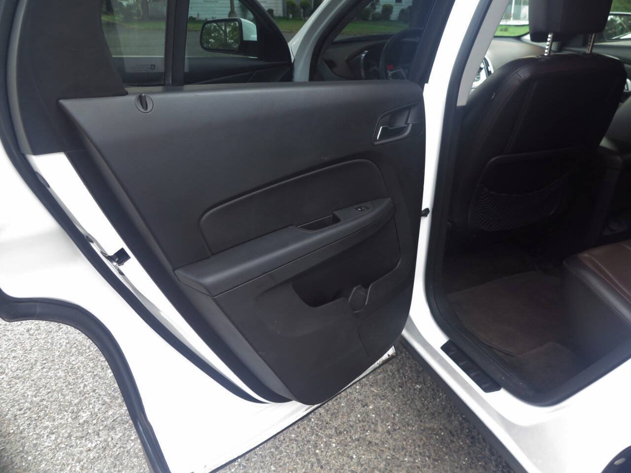 Used 2011 GMC Terrain SLT w/ Cargo Package FWD image 21