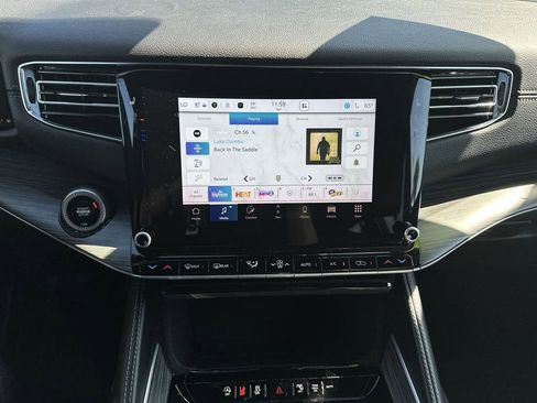 Used 2024 Jeep Wagoneer Series II w/ Flexible Seating Group image 26