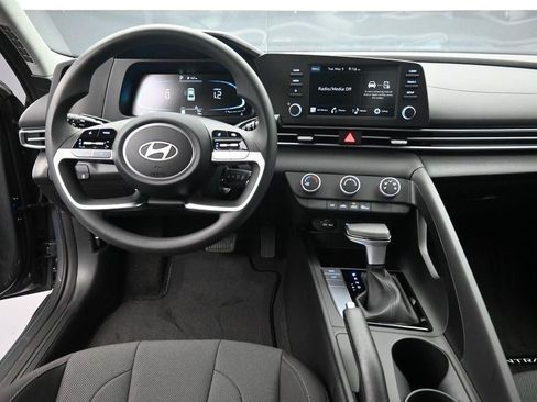 New 2026 Hyundai Elantra SE FWD image 26