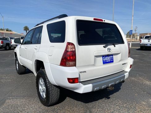 Used 2004 Toyota 4Runner SR5 AWD/4WD image 13