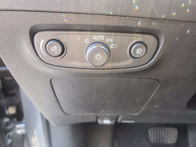 Used 2023 Buick Encore GX Select w/ Sport Touring Package AWD/4WD image 23