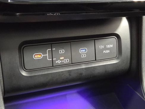 Certified 2025 Hyundai Tucson Limited FWD image 24