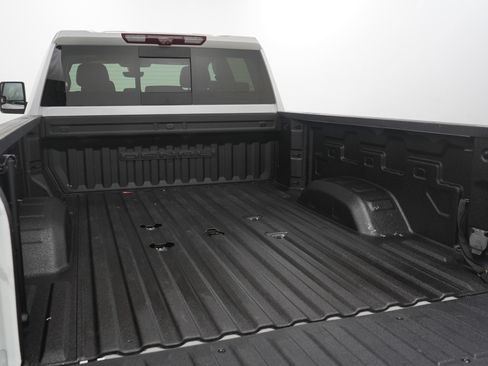 Used 2023 GMC Sierra 2500 Denali w/ Denali Ultimate Package image 11