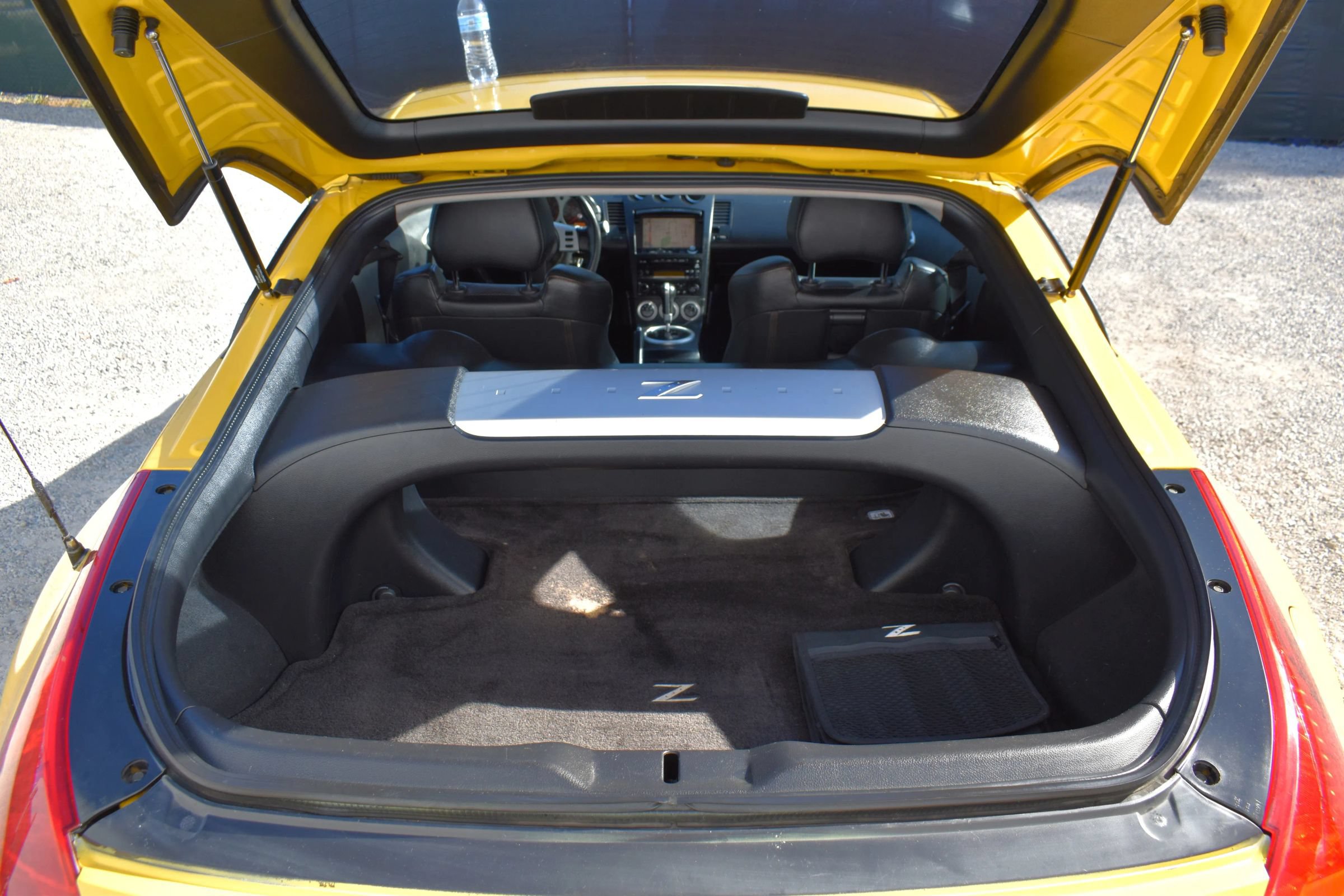 Used 2005 Nissan 350Z Touring w/ (N93) Cargo Convenience Pkg RWD image 31